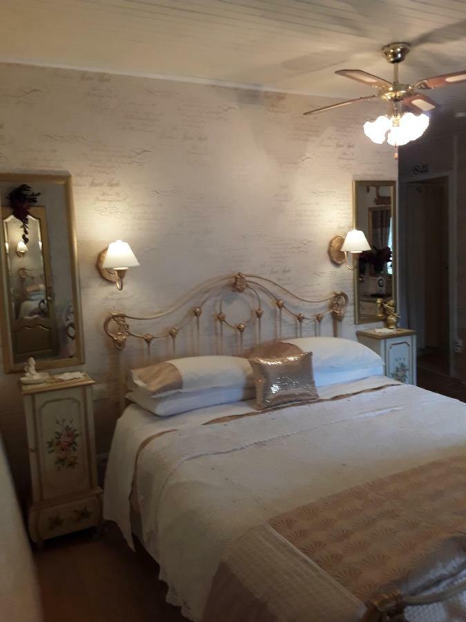 Moulin De La Civiere Bed and Breakfast Kergrist-Moelou Buitenkant foto
